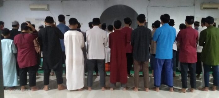 Jama;ah Salat tarawih