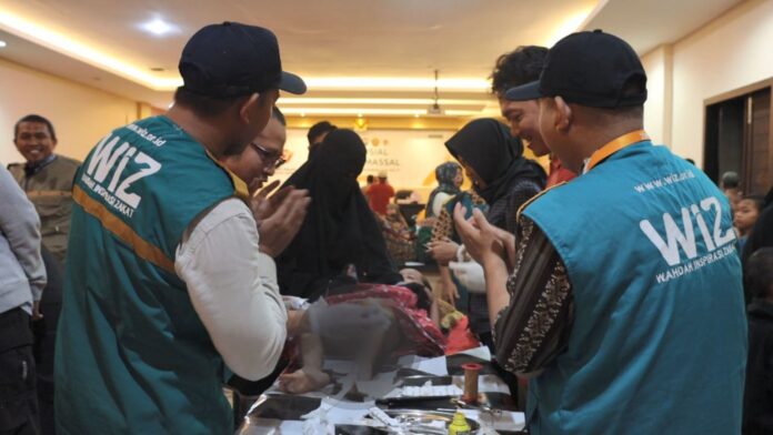 HUT Bhayangkara ke-77, Densus 88 Mabes Polri Bekerjasama Dengan Polrestabes Makassar dan Wahdah Islamiyah Gelar Bakti Sosial Khitanan Massal