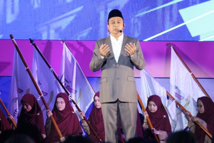 KH Bachtiar Nasir Deklarasikan Perkumpulan AQL