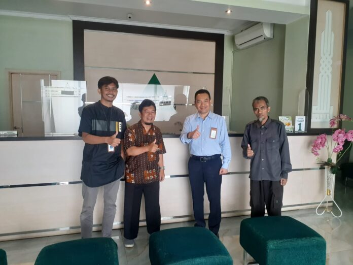 BPRS Amanah Ummah Bogor Dan Sekolah Wahdah Cibinong Jalin Silaturahim