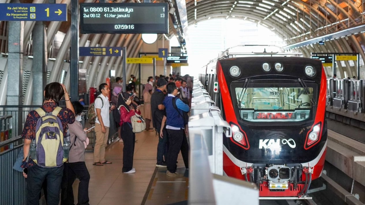 Tarif LRT Jakarta Rp 60 Ribu, Fppj:Ngawur!!