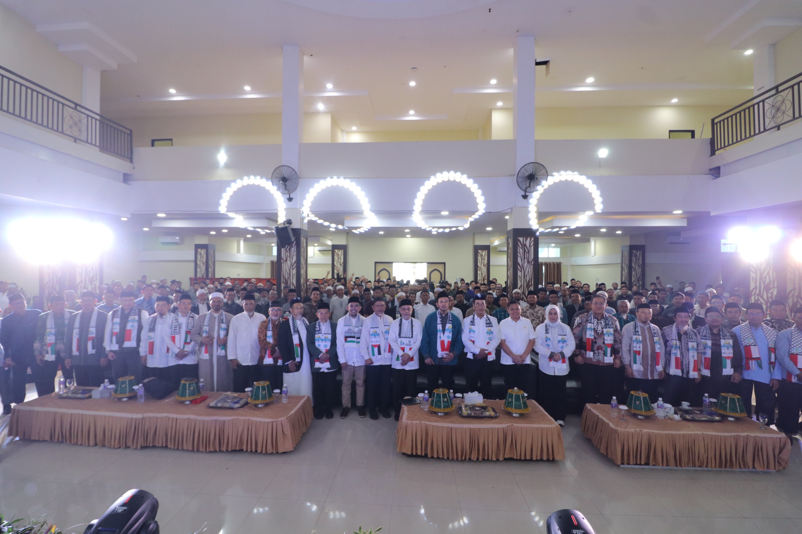 Di Silatnas Wahdah Islamiyah, Zulhas Serukan Persatuan Umat